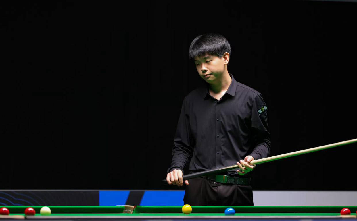 斯诺克精彩瞬间：中国小将因未及时到场被判0-4出局，首日战绩为6胜2负