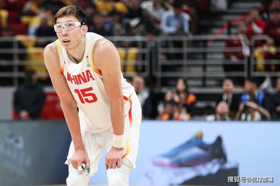 报国无门！30岁周琦有强烈意愿参加亚运会 中国男篮+郭士强拒招