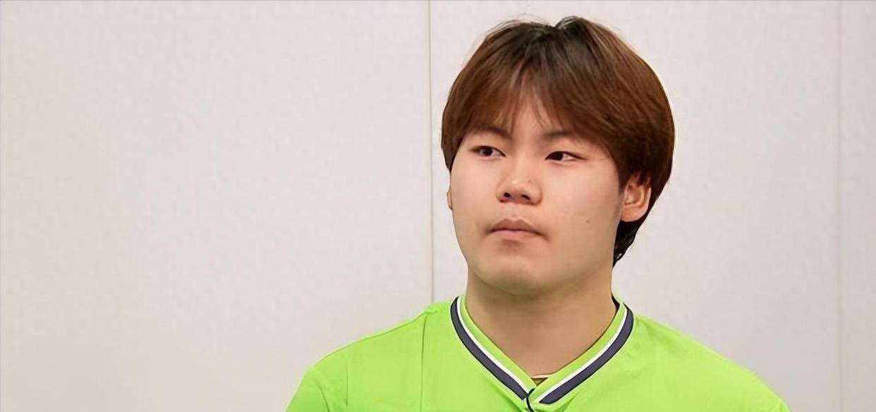 松岛辉空：发球是杀手锏！直言和张本关系好，大赞双打搭档实力强