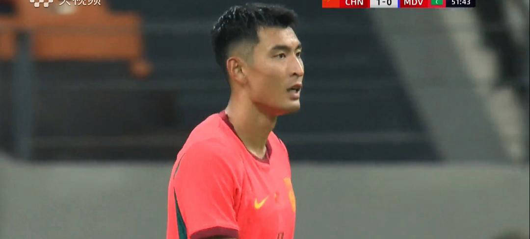原创
            中国男足3-0战胜马尔代夫，王子铭大发威，赵松源刷新队史纪录