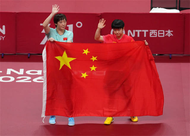 孙颖莎丢冠有原因！王曼昱替她辩解，国乒一姐承认因伤病缺少训练