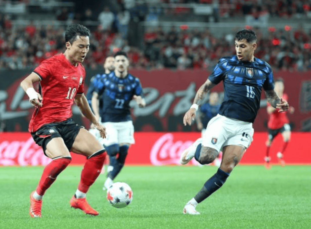 1-4！韩国队轰然倒下，南美劲旅4球大胜，李刚仁打进“颜面1球”