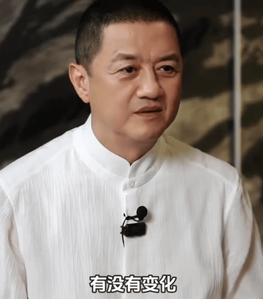李亚鹏谈巅峰期放缓演艺步伐：收获过多反致内心不安