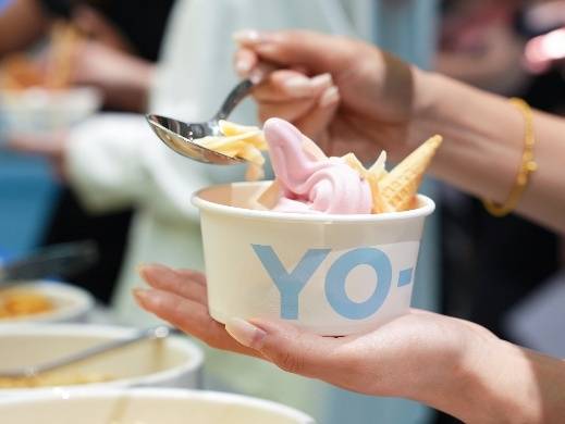 YO-LAB Frozen Yoghurt DIY酸奶冰淇淋全国双首店 于9月30日正式启幕(图6) YO-LAB Frozen Yoghurt DIY酸奶冰淇淋全国双首店 于9月30日正式启幕(图6)