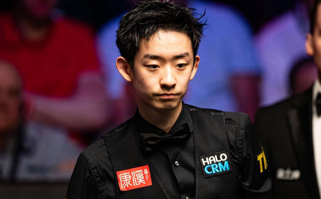 吴宜泽以5-3战胜沃顿 晋级斯诺克深圳公开赛八强