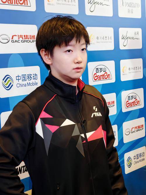 王曼昱为何丢掉女单世界第1？孙颖莎重返，或成最短世1，王励勤不该犯错