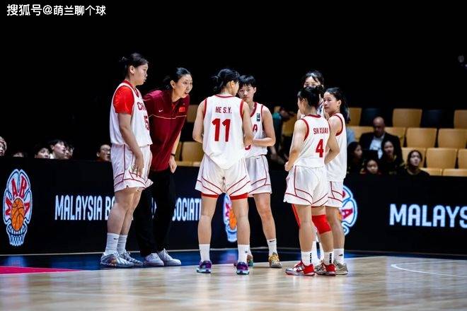 又输日本队！女篮无缘小组头名，失误太多，陈楠也没招，李沅珊终于苏醒