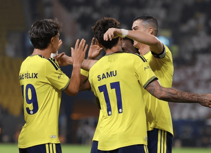 3-0！C罗踢出“3年来”最好一场，并打进一球，系“门前捡漏”
