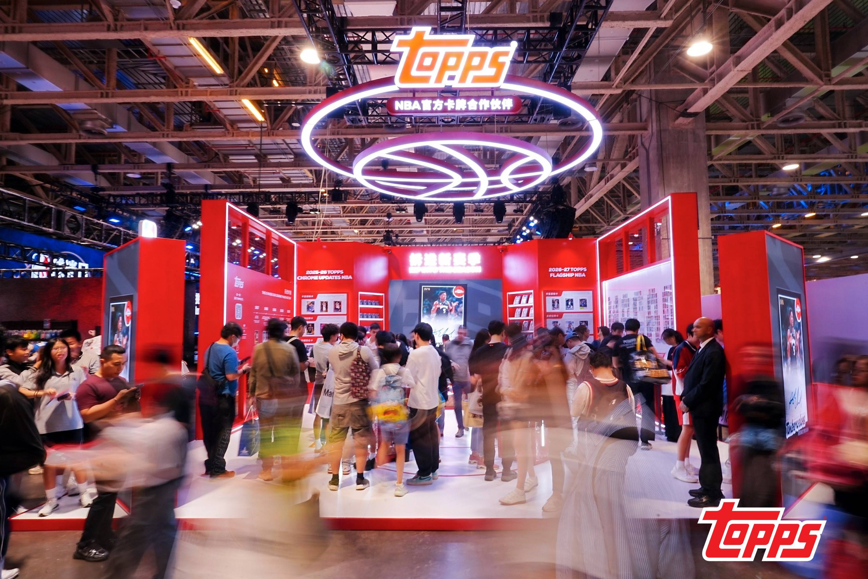 Topps亮相NBA中国赛与ASCC亚洲超级收藏家大会(图1) Topps亮相NBA中国赛与ASCC亚洲超级收藏家大会(图1)