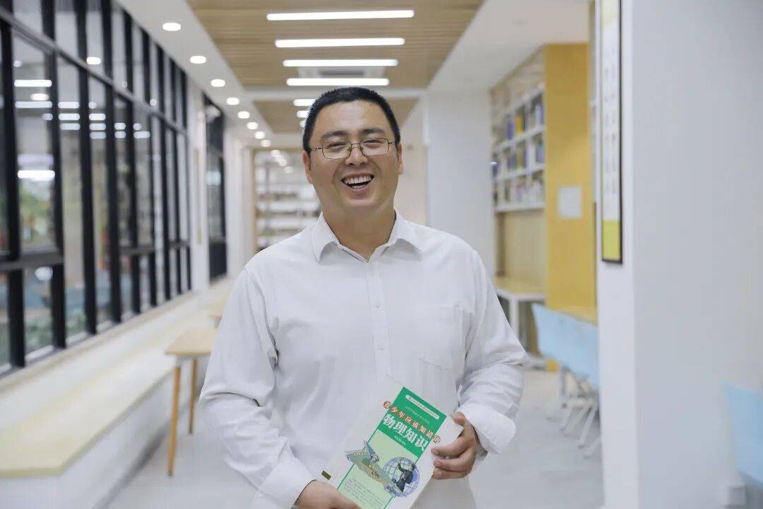 4李勇.jpg