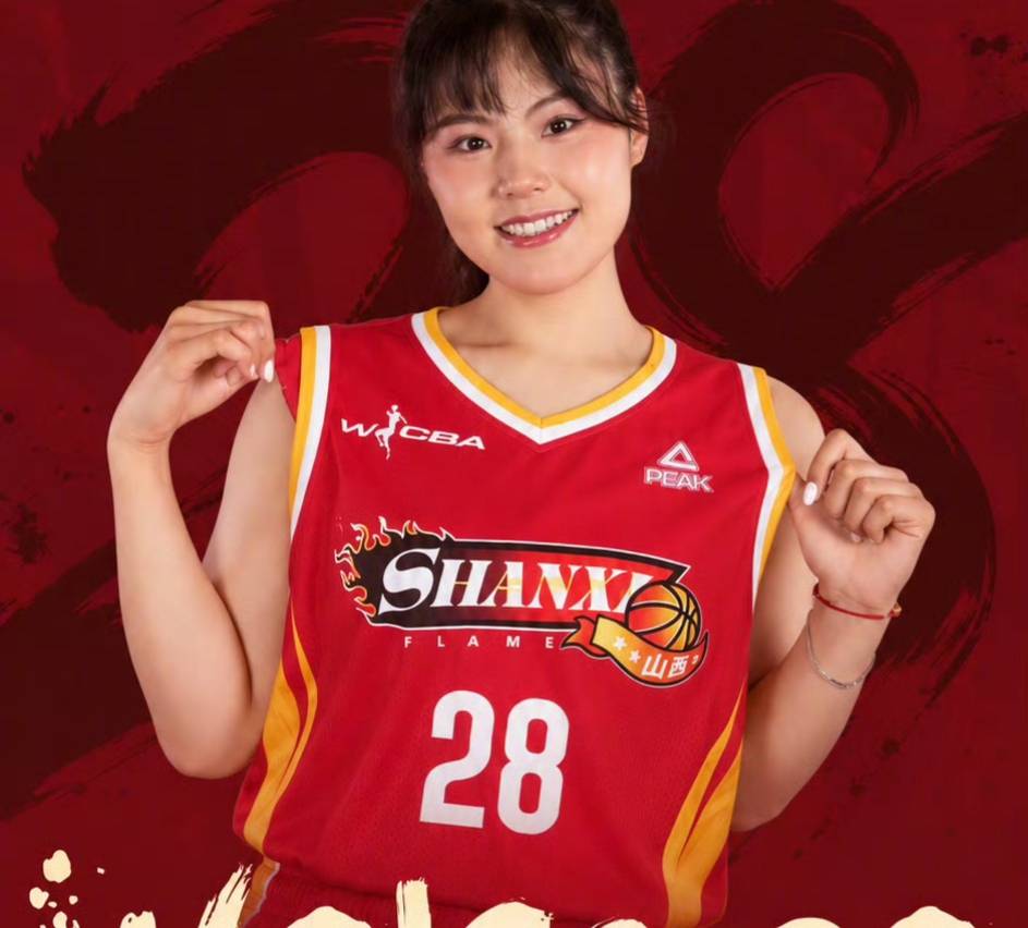 李月汝正式回归WCBA加盟山西女篮，将和张茹再次成为队友
