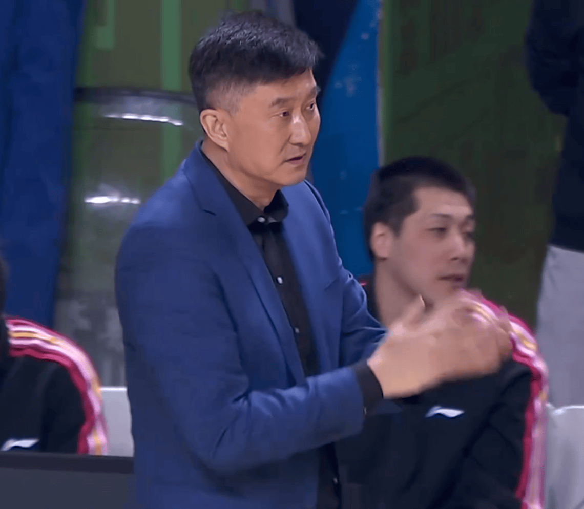 宏远速递！杜锋谈重返宏远执教，徐杰接班朱芳雨，全队启程出发南京