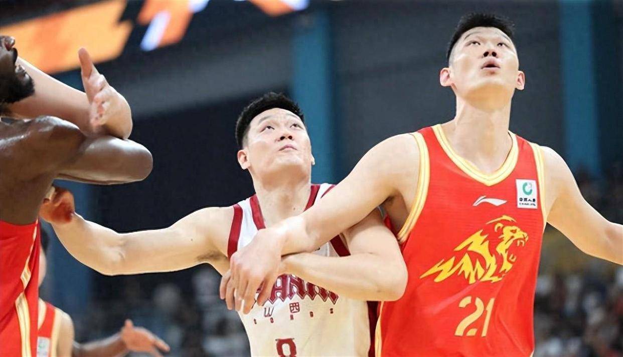10.18日：CBA最大刷子外援狂轰44分，三分命中率仅2成，罚球5成成笑柄