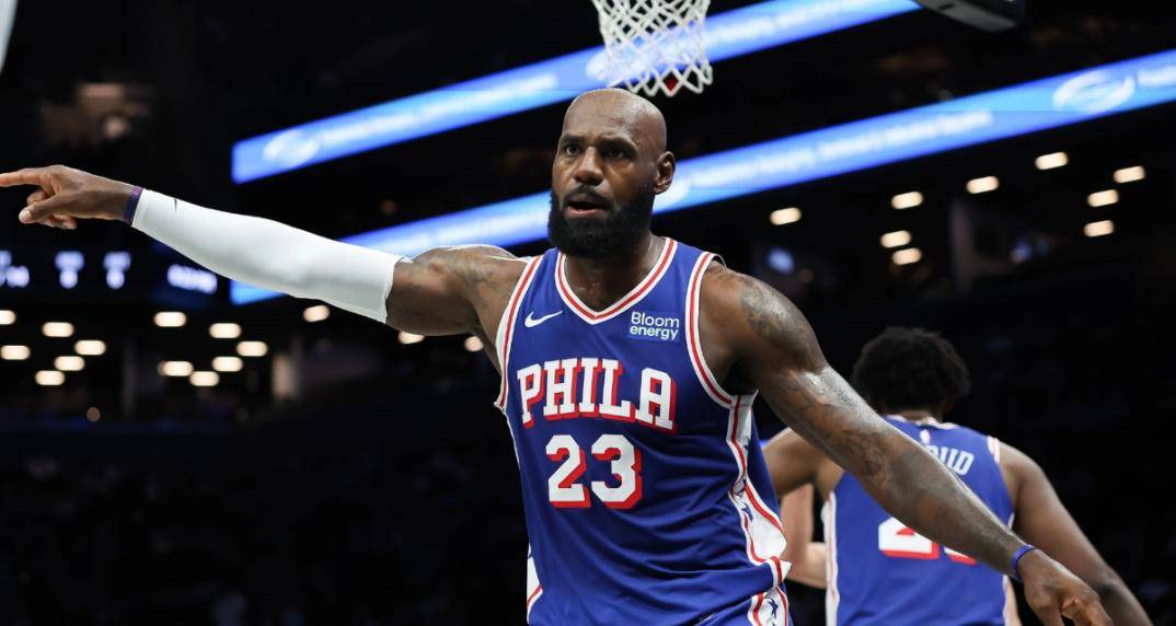 原创
            詹皇14+9+7造NBA神迹，尼克斯两大内线打爆恩比德，76人赛季开门红