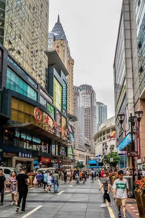 印度美女来中国旅游,第一天就破防:他们卫生条件怎么会这么好? -华闻时空
