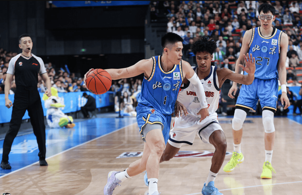CBA最新积分榜,京辽4连胜领跑,北京场均胜30.5分,江苏4连败!