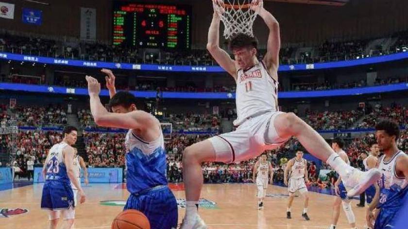 新浪体育NBA赛事直播精彩瞬间全记录球迷必备的篮球资讯平台