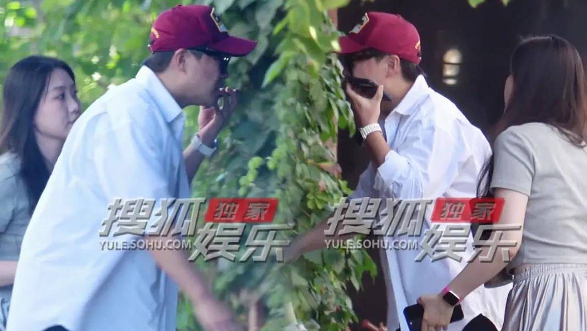 陈思诚返回工作室，阮巨从附近餐厅折返紧随而至
