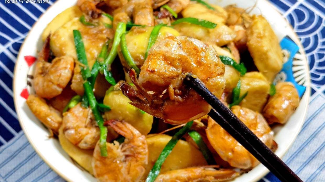 入秋后，宁可不吃肉，也要多吃这4种“黄金菜”，解秋燥养脾胃，便宜又营养，元气满满过秋天！
