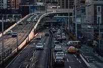 不加油、不缴费，4000万辆新能源车缺席道路养护，谁来为公路“续命”?