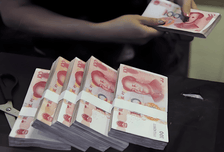 政府债务突破100万亿，这不是窟窿，而是中国抢占未来的“子弹”