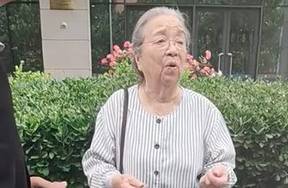 偶遇90岁李明启老师，李奶奶去看重孙子