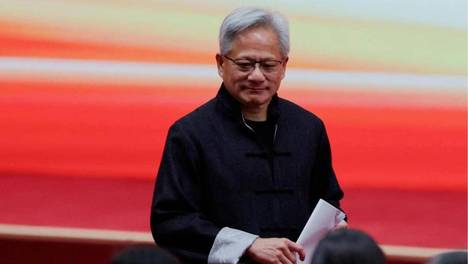DeepSeek升级，气到了黄仁勋