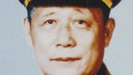 他本是副师级，7年时间连升五级，成大军区政委，活到了93岁高龄