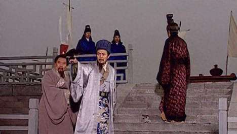 诸葛亮那么能打，为何刘备打夷陵之战的时候，却没有带他上场？