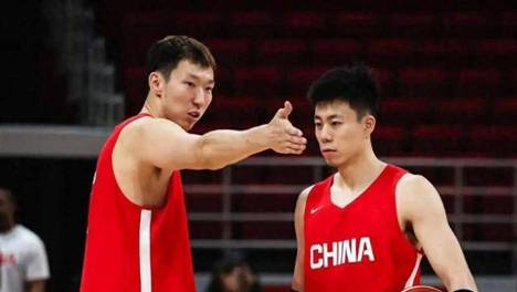 CBA速递！辽篮敲定超级外援，原帅或否决交易江苏，周琦张镇麟赵睿或回归男篮！
