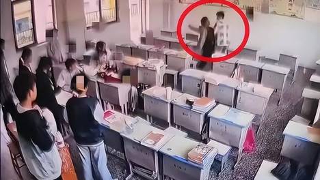 15岁少年被冤枉殴打耽误中考，教育局回应：去职高或复读