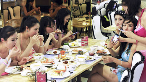 面对“后悔”的抉择：女生如何应对情感纠葛？