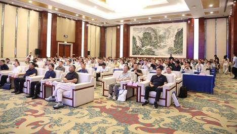 潍坊市饲料工业协会第四届第三次会员代表大会顺利召开