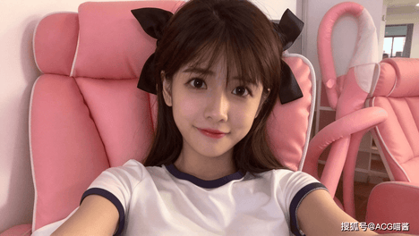 狗头萝莉首次回应被呼啦圈事件：吐槽没美颜，让吃瓜者不如期待下一任男友