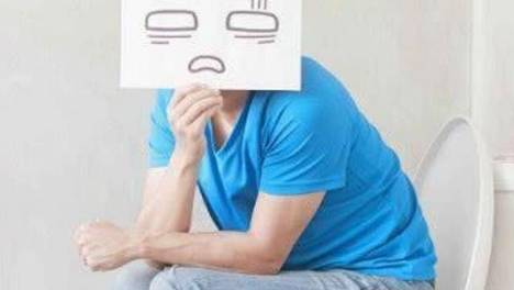 男子频繁腹泻，反复检查肠镜正常，直到换了检查项目：是癌王
