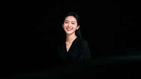 白手起家，80后夫妻干出628亿IPO