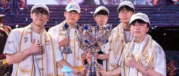 以色列防长称开始痛击叙政权