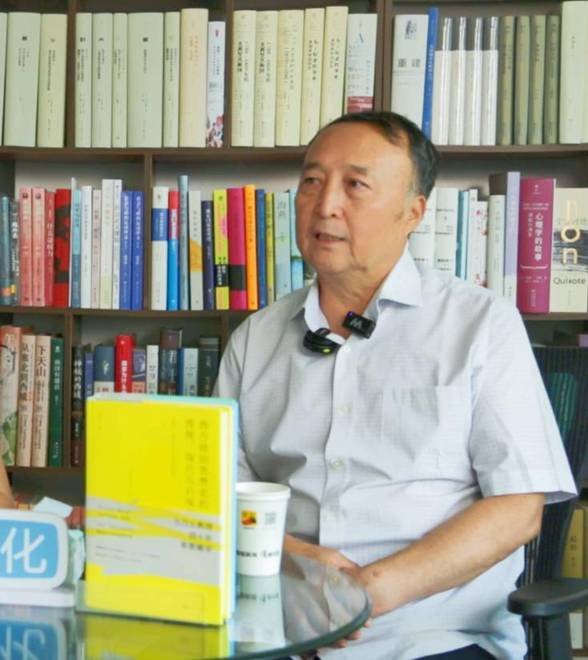 丛日云：反对把MAGA打上“民粹主义”标签
