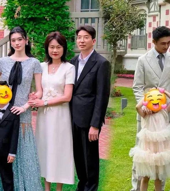 奚梦瑶晒婚礼欢迎晚宴照，与何猷君一家人合影