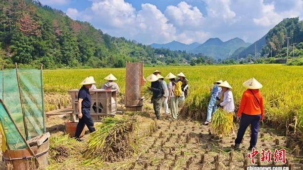国庆假期福建“奔县游”热潮涌动 “慢充式旅游”越来越火