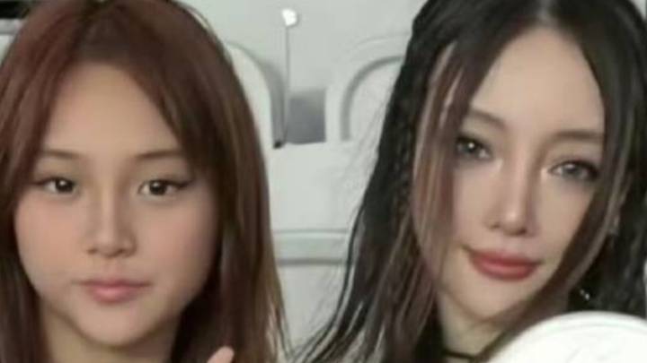 甜馨和妈妈李小璐去看侃爷演唱会，母女俩谁的颜值更高？