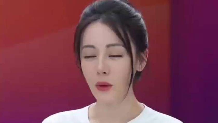 艺绽｜《功夫女足》主演迪丽热巴苦练体能，迎接最大挑战女足角色