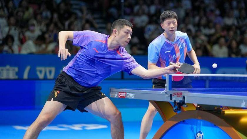 乒乓球全锦赛-马龙/许昕3-0进16强 两人配合默契