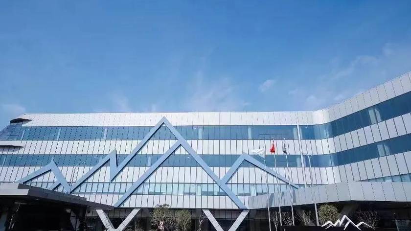 云顶新耀成名背后：傅唯是怎么把一家Biotech“干”成二级市场明星企业的？