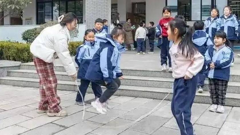招生人数萎缩1/3，未来小学该怎么办？