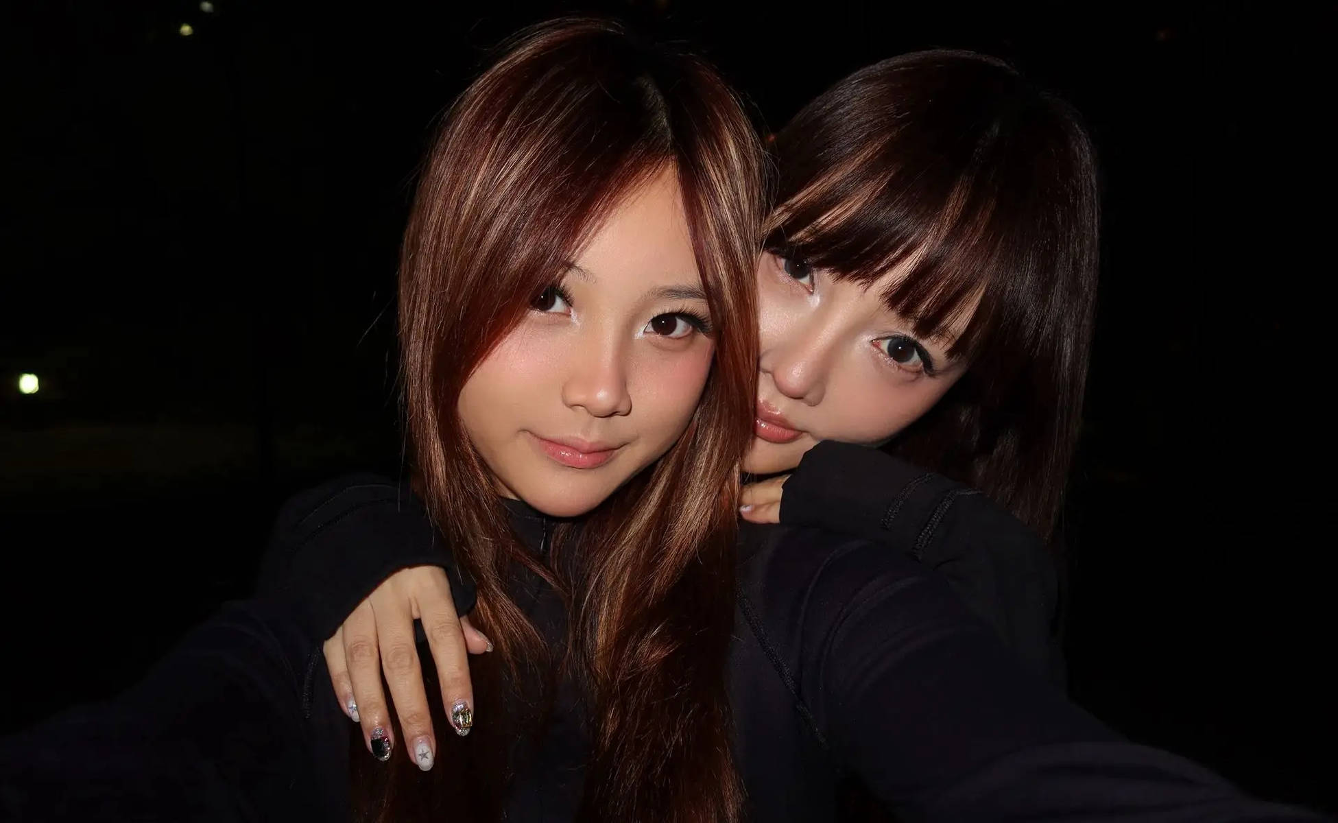 甜馨李小璐合照宛如姐妹！母女同化欧美妆颜值能打