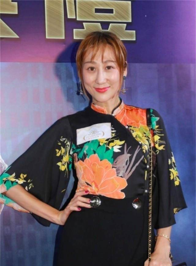 蒋丽莎为陈浩民5年剖4胎,怀孕期间丈夫闹绯闻,2022年过得怎样?