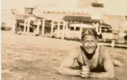 原创
            1973年，世界首富16岁的亲孙被绑架割耳，爷爷：孙子太多了，不给