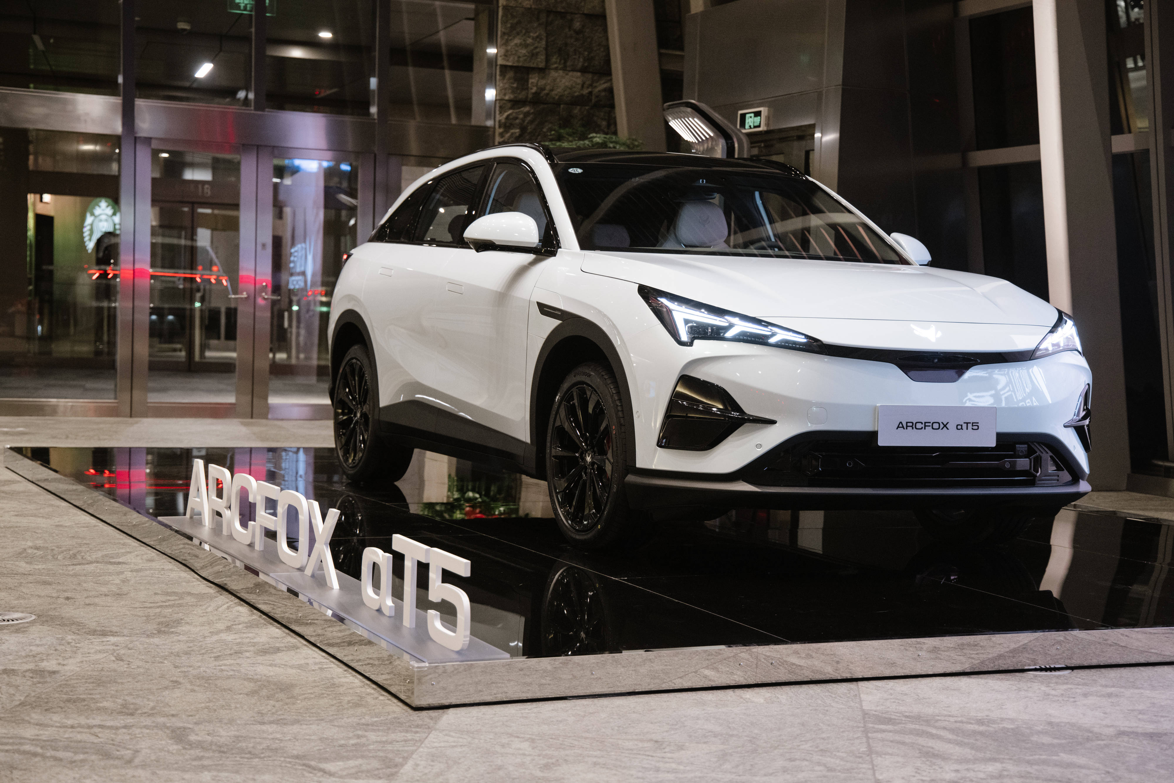 极狐阿尔法t5了解一下_搜狐汽车_搜狐网