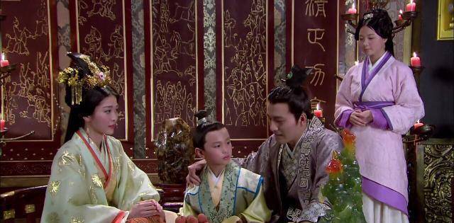 历史奇观,他在位仅仅二十九天,却有三位皇后,两位儿子成为皇帝_朱常洛